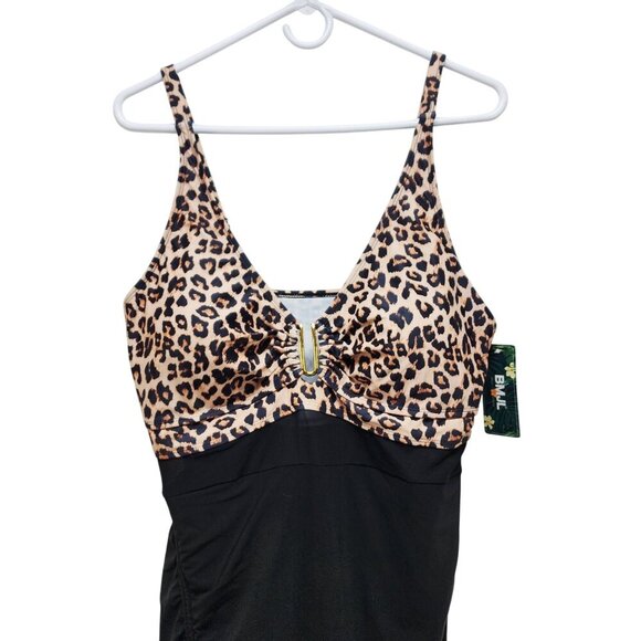 Leopard Print V-Neck Swim Dress With Ruched Sides & Built-In Bottoms Size XXL - Picture 7 of 7